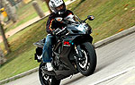 Спортбайк 2006 года Suzuki GSX-R600. Продажа мотоциклов Suzuki.